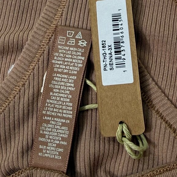 SKIMS Soft Lounge Rib Dipped Thong Team USA Sienna 3X - Picture 7 of 9